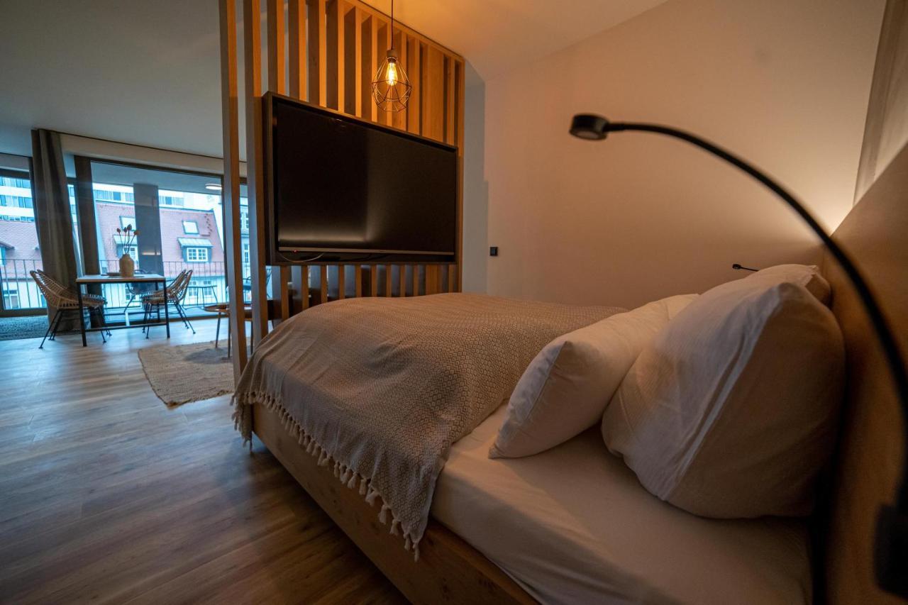 Full House Premium Apartments เยนา ภายนอก รูปภาพ