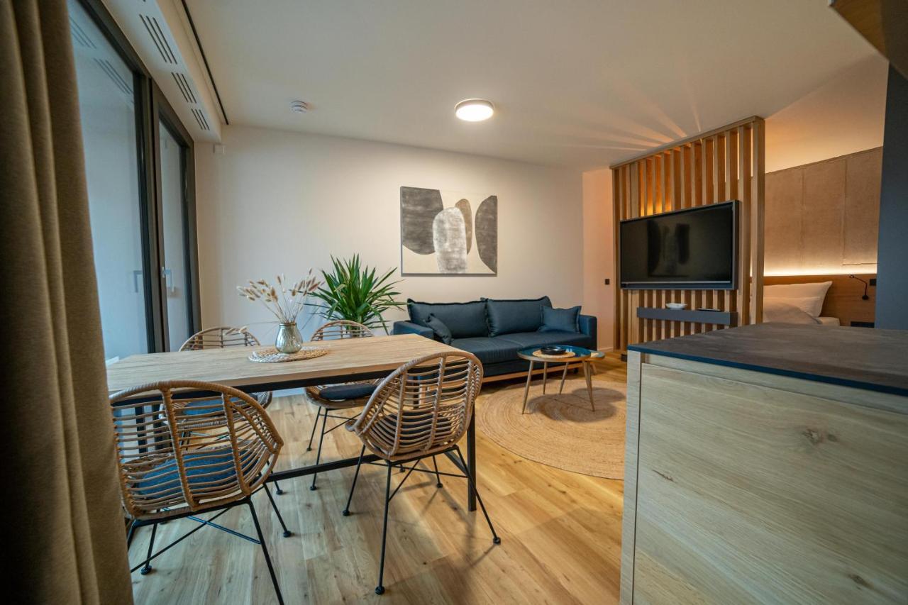 Full House Premium Apartments เยนา ภายนอก รูปภาพ