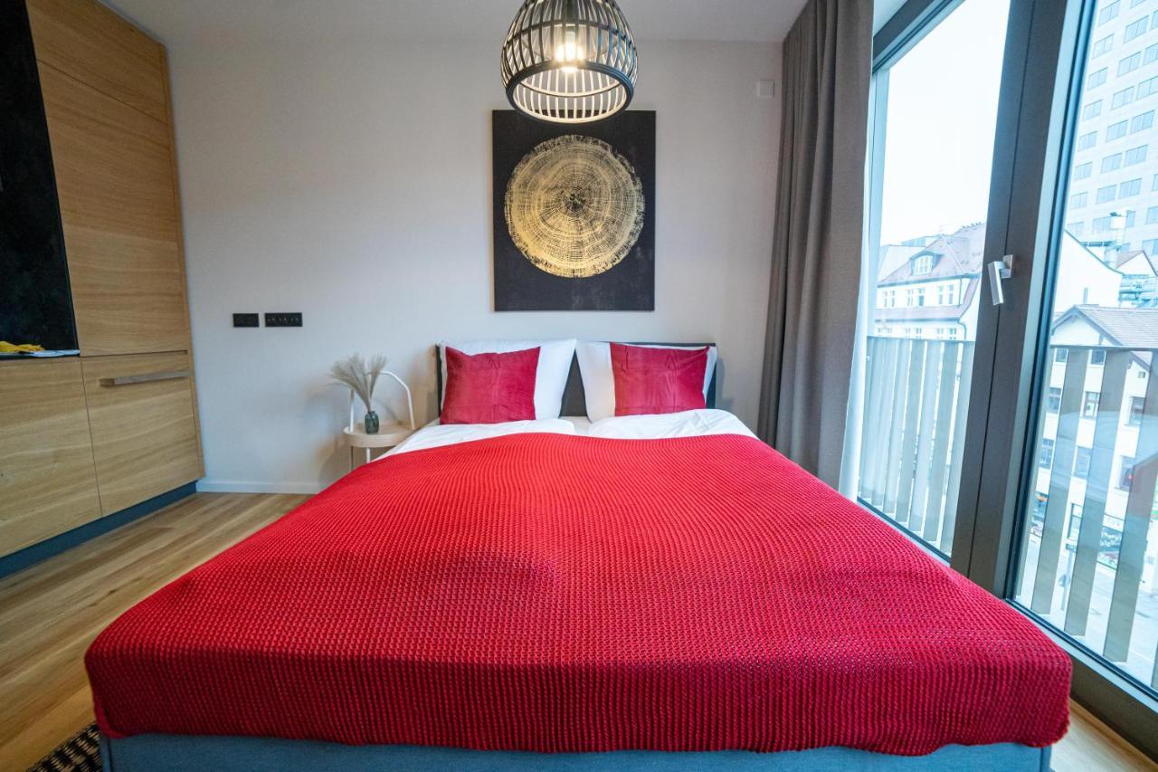 Full House Premium Apartments เยนา ภายนอก รูปภาพ